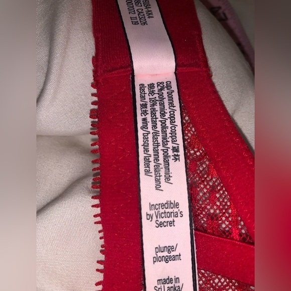 Incredible Bra by Victoria’s Secret Plunge Cherry Red Size 34 DD - Picture 9 of 11